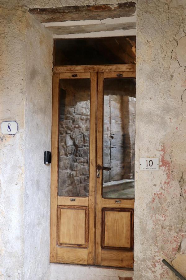 La Casa Del Teatro Campiglia dʼOrcia Exterior foto