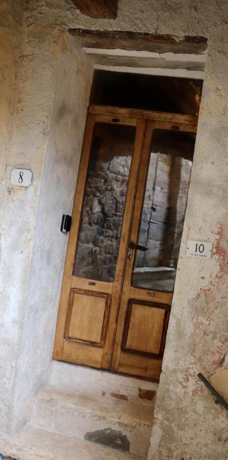 La Casa Del Teatro Campiglia dʼOrcia Exterior foto