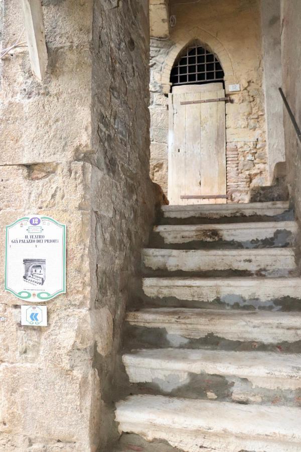 La Casa Del Teatro Campiglia dʼOrcia Exterior foto